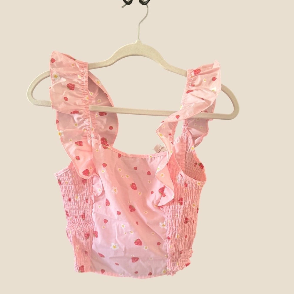 No Frills Los Angeles Coquette Pink Strawberry Ruffle‎ Smocked Crop Top Medium